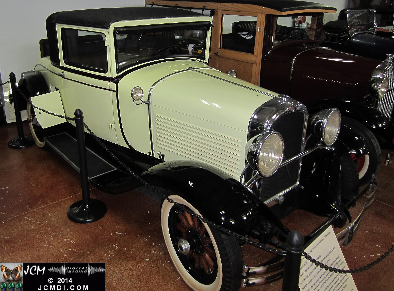 Estrella Warbird Museum Paso Robles 1929 Marmon coupe 